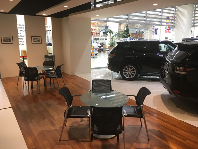 ランドローバー名古屋東アプルーブドカーセンター