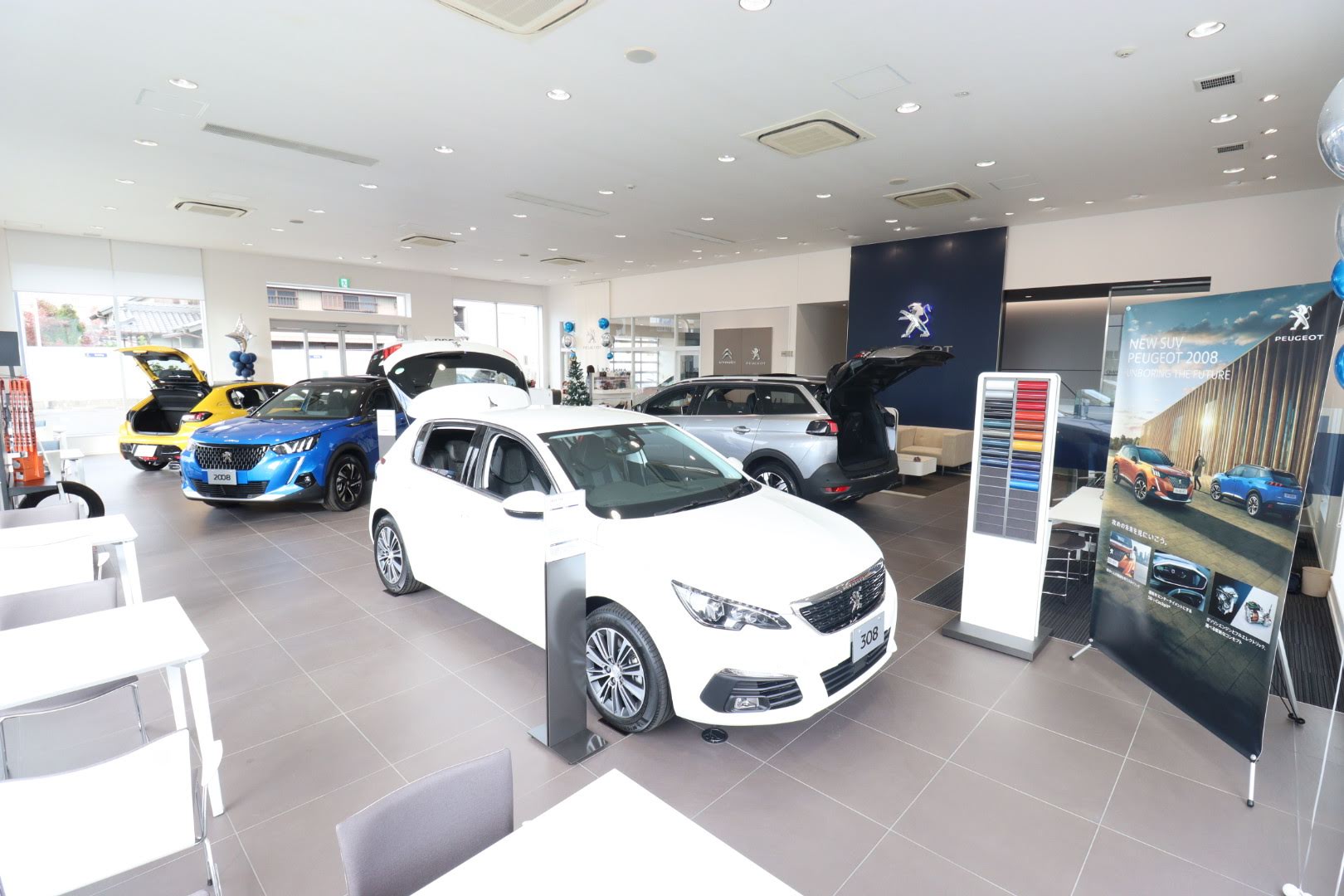 プジョー名古屋中川