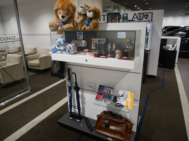 プジョー名古屋名東