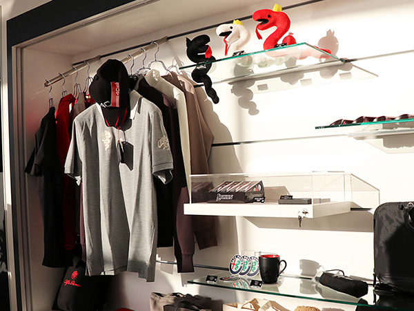 アルファ ロメオ天白