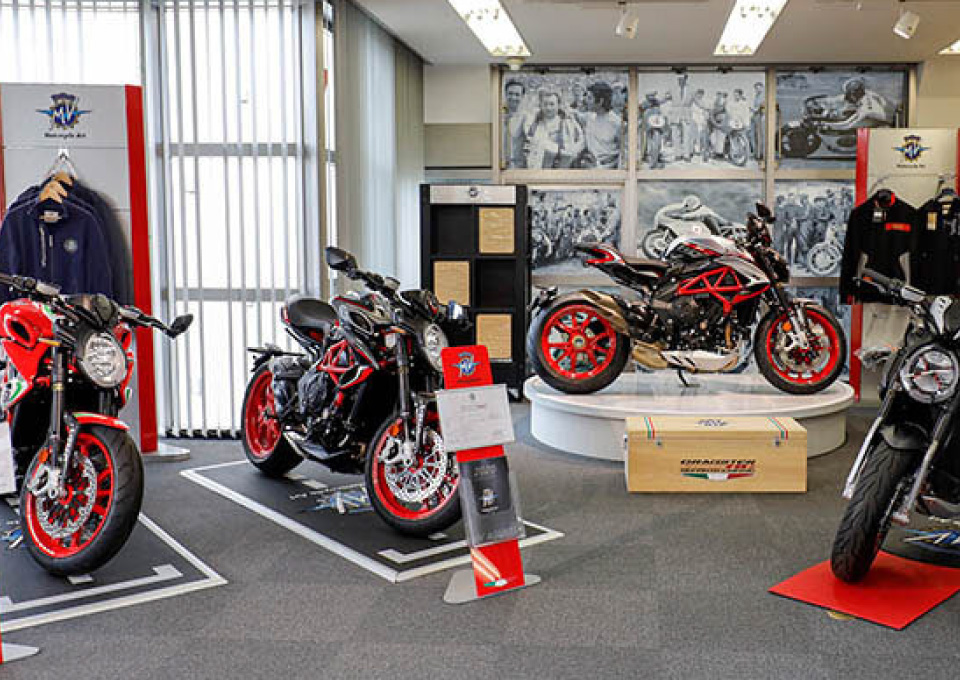 モトスクエア東京(MVアグスタサービスポイント)